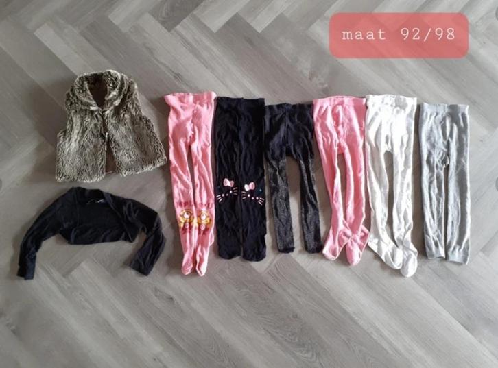 Pakketje maillots, bolero en bontje 8x, Maat 92 / 98, Kinderen en Baby's, Kinderkleding | Maat 92, Gebruikt, Meisje, Trui of Vest