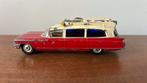 Corgi Toys #437 Cadillac Superior Ambulance, Hobby en Vrije tijd, Modelauto's | 1:87, Verzenden, Gebruikt, Auto, Corgi