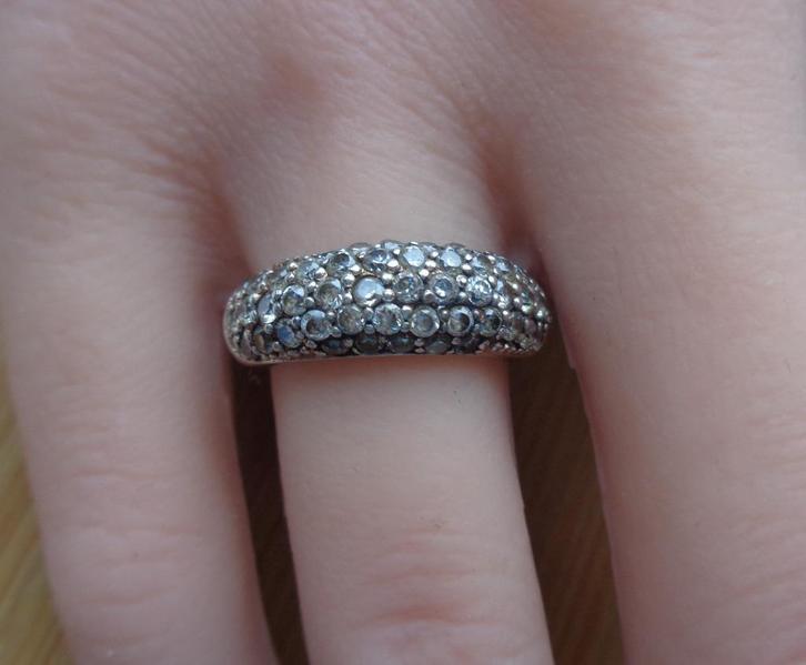 zilveren ring met schitterende steentjes [449], Sieraden, Tassen en Uiterlijk, Ringen, Zo goed als nieuw, Dame, Kleiner dan 17
