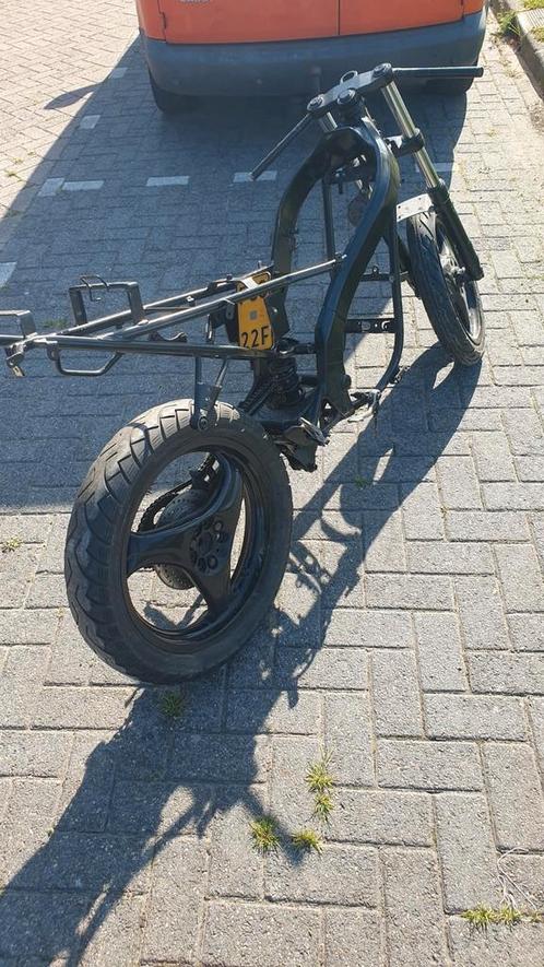 Aprilia RS50 Extrema – Rollend frame mét kenteken, Fietsen en Brommers, Overige Fietsen en Brommers, Gebruikt, Ophalen