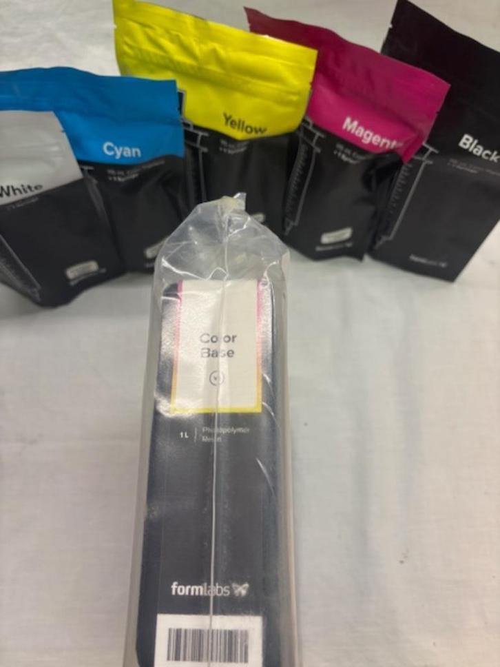 3D printer. Formlabs color basic kit, niet aangebroken., Computers en Software, 3D Printers, Nieuw, Ophalen of Verzenden