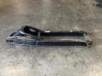 ACHTERBRUG 142cm GSX R 1000 2007-2008 (GSXR1000 K7 / K8) beschikbaar voor biedingen