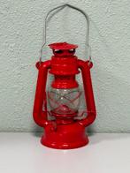 Antieke antiek rood rode stormlamp olielantaarn olielamp, Antiek en Kunst, Antiek | Lampen, Ophalen of Verzenden