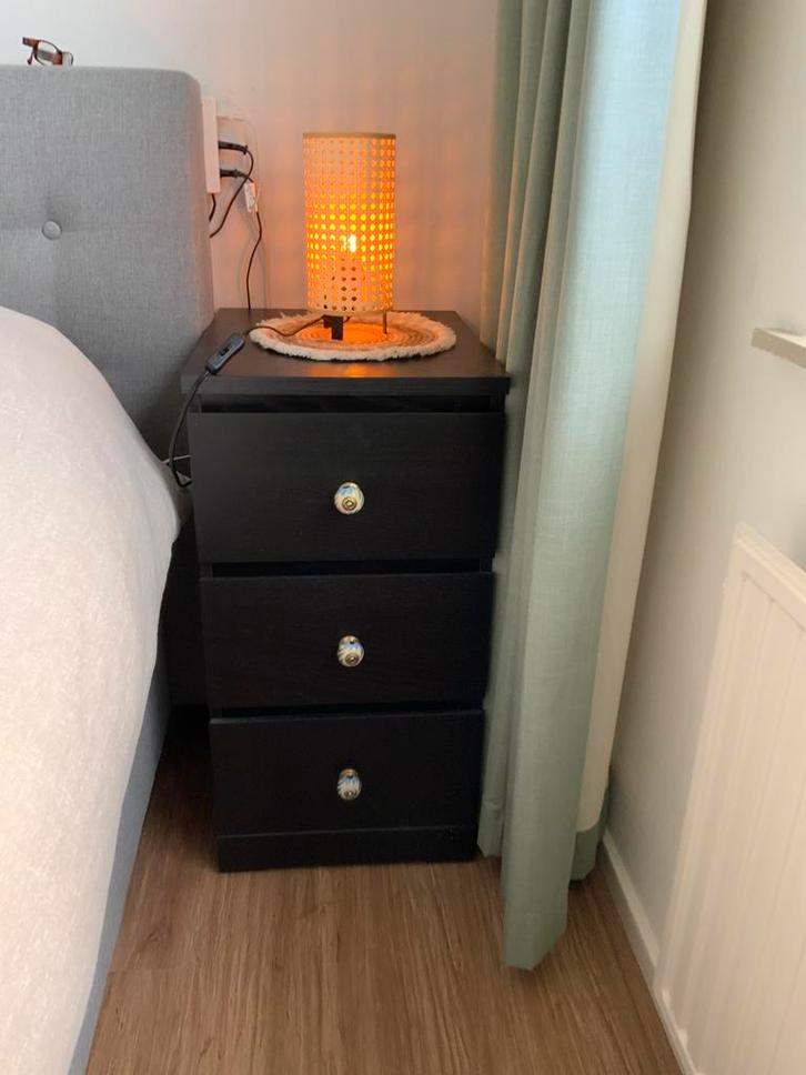 Nachtkastjes ladenkast ikea MALM, Huis en Inrichting, Slaapkamer | Nachtkastjes, Zo goed als nieuw, Minder dan 45 cm, Ophalen
