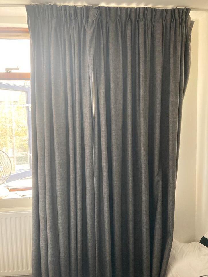 Grijze gordijnen, Huis en Inrichting, Stoffering | Gordijnen en Lamellen, Gebruikt, 150 tot 200 cm, 100 tot 150 cm, Grijs, Ophalen