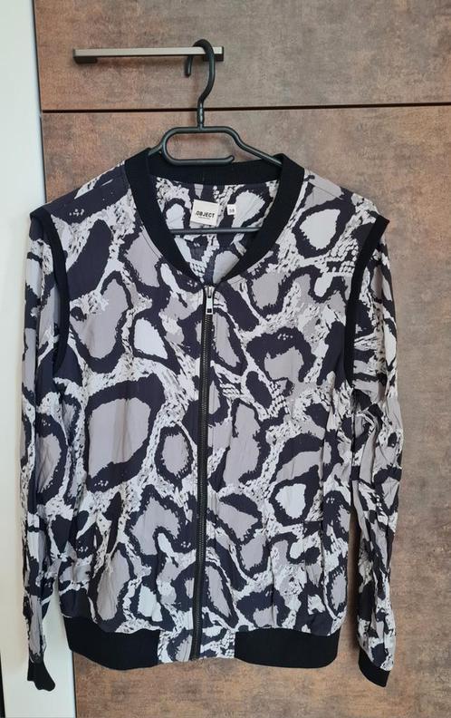 Mooi vest / jasje - Object - Maat 38 - Z.G.A.N., Kleding | Dames, Truien en Vesten, Zo goed als nieuw, Maat 38/40 (M), Ophalen of Verzenden