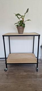 Side table / bij zet tafeltje op wielen / trolley, Huis en Inrichting, Tafels | Sidetables, Overige materialen, 25 tot 50 cm, Gebruikt