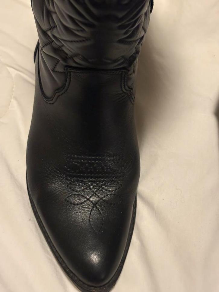 Zwarte leren laarzen, Kleding | Dames, Schoenen, Zo goed als nieuw, Hoge laarzen, Zwart, Ophalen of Verzenden