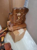 Surinaamse houtsnijwerk ,hand gemaakt, Huis en Inrichting, Woonaccessoires | Klokken, Ophalen of Verzenden, Nieuw