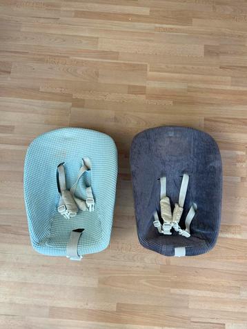 2x Tripp Trapp Newborn Sets + Extra Hoezen beschikbaar voor biedingen