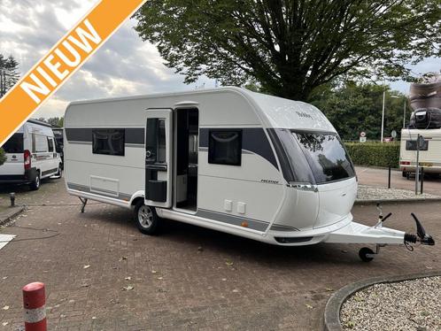 Hobby Prestige 560 WLU, Aanbieding!, Caravans en Kamperen, Caravans, Bedrijf, tot en met 4, 1250 - 1500 kg, Rondzit, Hobby, 2 aparte bedden