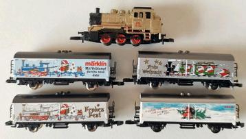 MÄRKLIN Mini-Club Kersttrein, 'gouden' locomotief + wagons beschikbaar voor biedingen
