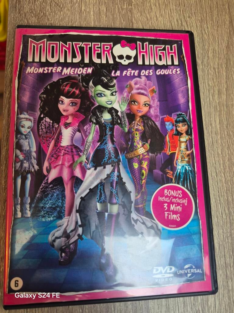 Monster High dvd, Ophalen of Verzenden, Zo goed als nieuw, Overige genres
