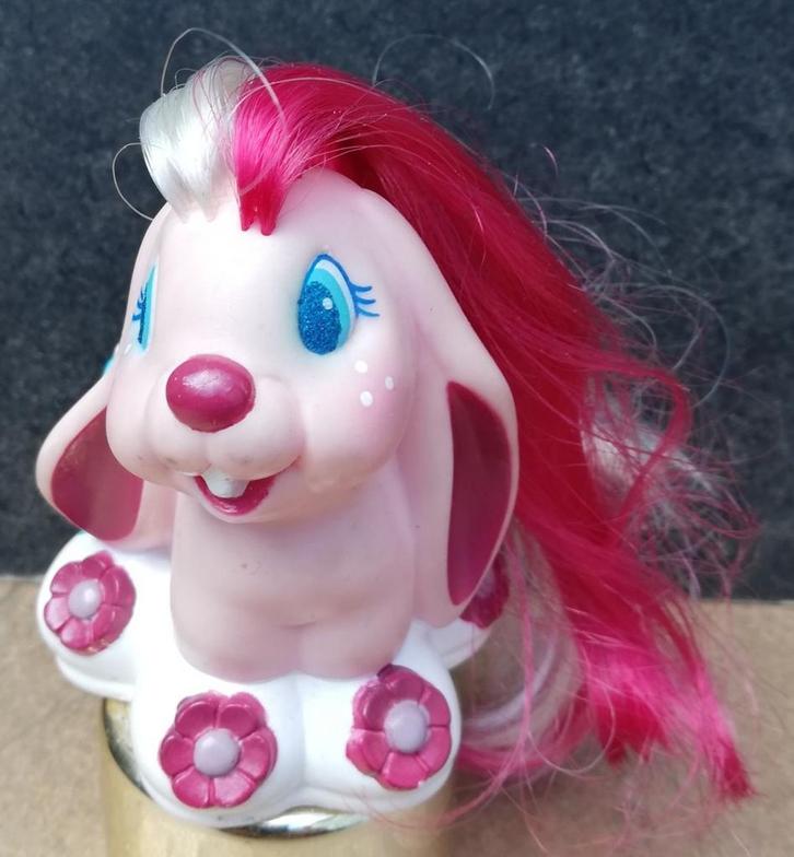 Haas. Tonka Keypers. Hase. 8.5 cm. Vintage., Verzamelen, Poppetjes en Figuurtjes, Zo goed als nieuw, Ophalen