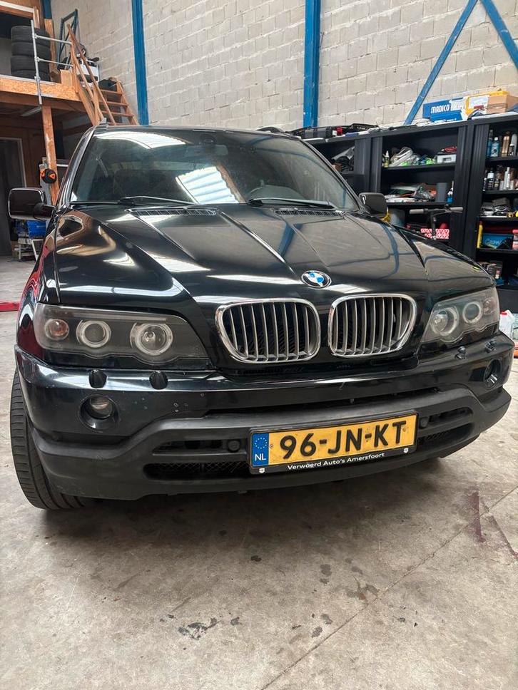 BMW X5 4.4 I AUT 2002 Zwart, Auto's, BMW, Particulier, X5, 4x4, Airbags, Airconditioning, Centrale vergrendeling, Elektrische ramen