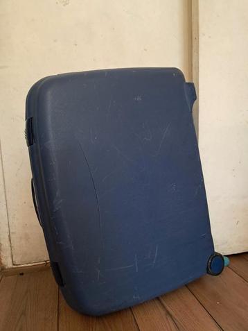 Te koop,Bule merk reiskoffer/Baggage met cijfers code slot. beschikbaar voor biedingen