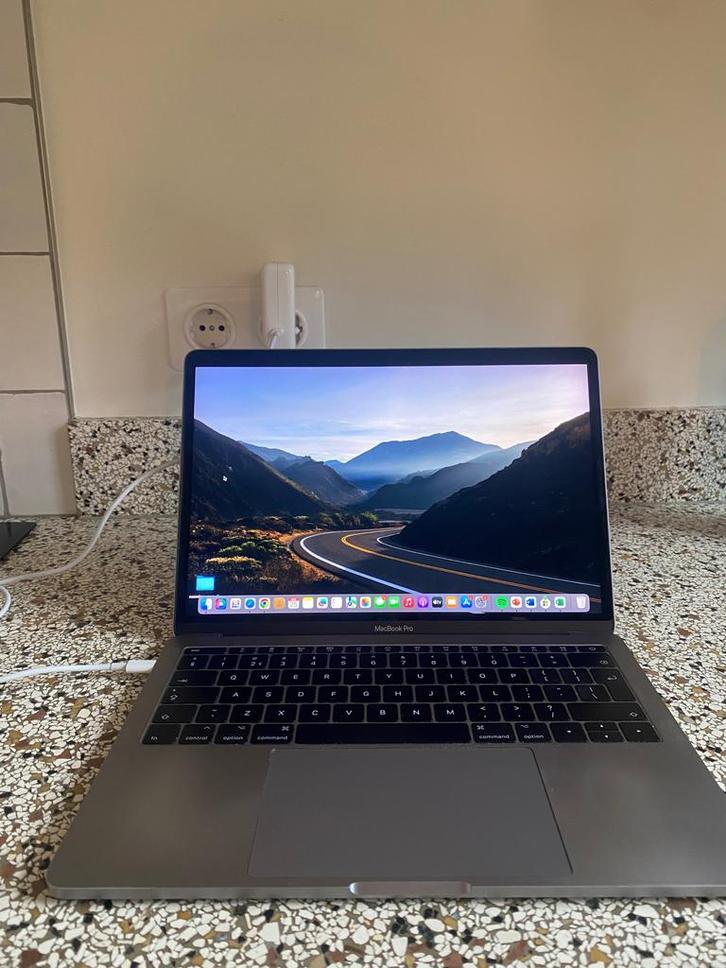MacBook Pro 2017, Computers en Software, Apple Macbooks, Gebruikt, MacBook Pro, 13 inch, 2 tot 3 Ghz, 128 GB of minder, Ophalen of Verzenden