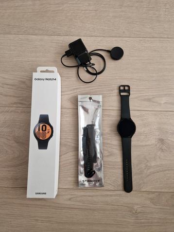 Samsung Galaxy smartwatch 4 te koop beschikbaar voor biedingen