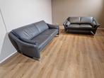 2x Leolux Enora Banken - 3+2 zits - Grijs - Leder - Design, Leolux, Info@leolux.nl, Leolux banken, jori, rolf benz, vitra, design on stock, montel