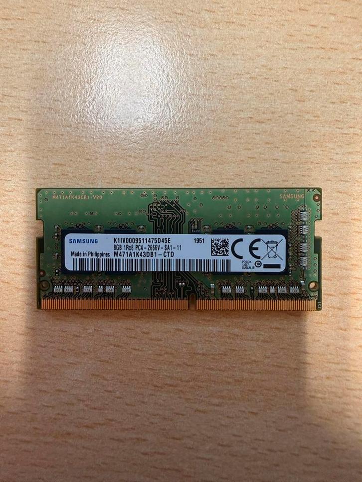 Samsung 8GB DDR4 2666V PC RAM Module, Computers en Software, RAM geheugen, Zo goed als nieuw, Desktop, 8 GB, DDR4, Ophalen of Verzenden