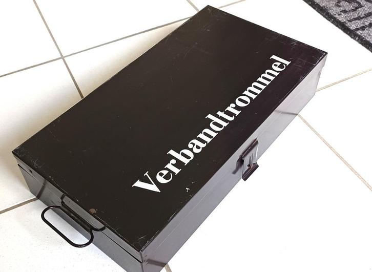 vintage  verbandtrommels -metalen kisten(van Heek te Losser), Verzamelen, Blikken, Gebruikt, Overige, Overige merken, Ophalen