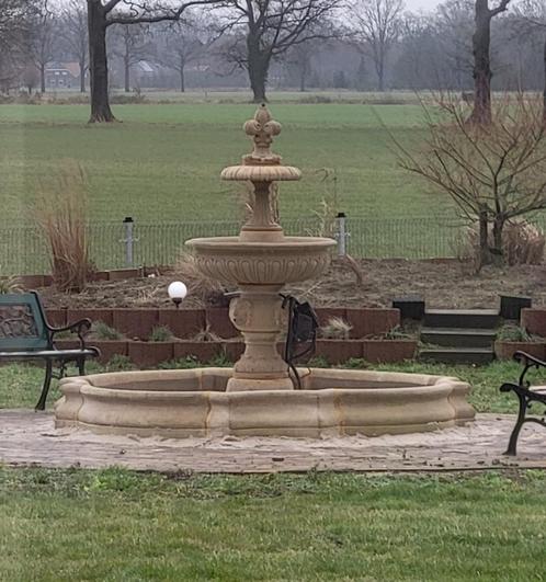 Toscaanse leeuwkoppen fontein met rand  ALL INN, Tuin en Terras, Waterpartijen en Fonteinen, Nieuw, Fontein, Beton, Ophalen of Verzenden