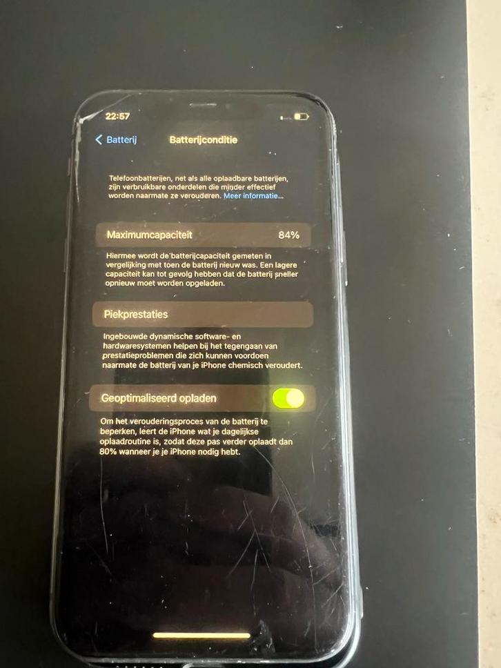 iPhone 11 - Beschadigd scherm, goede batterij, Telecommunicatie, Mobiele telefoons | Apple iPhone, Gebruikt, 64 GB, Zonder abonnement