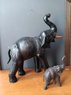vintage lederen olifanten,21 cm en 49 cm hoog, Antiek en Kunst, Curiosa en Brocante, Ophalen of Verzenden