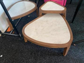 Salontafel set 3 delig echt marmer met mango hout beschikbaar voor biedingen