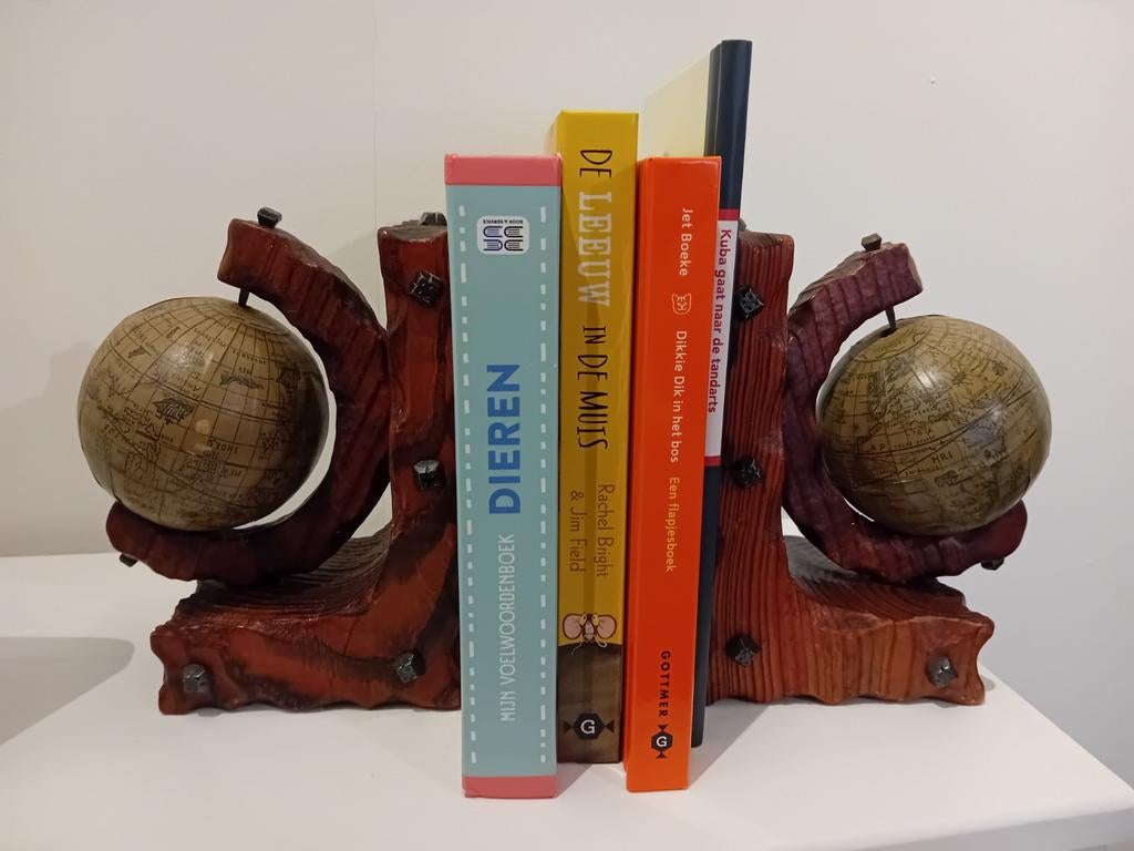 Vintage Brutalistische Boekensteunen met Wereldbol, Huis en Inrichting, Ophalen of Verzenden, Gebruikt