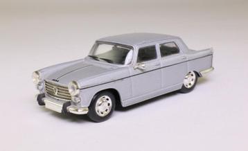 28813: Peugeot 404 - Del Prado 1:43 beschikbaar voor biedingen