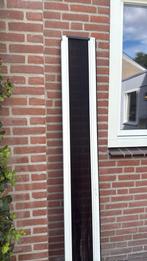 Hordeur uitschuifbaar, Doe-het-zelf en Verbouw, Deuren en Horren, Ophalen, Kunststof, Gebruikt, 120 cm of meer