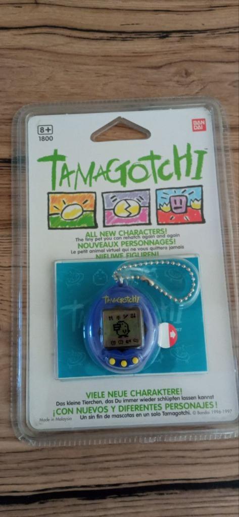 Originele Bandai Tamagotchi generatie 1 1996/1997  sealed !, Verzamelen, Speelgoed, Nieuw, Ophalen of Verzenden