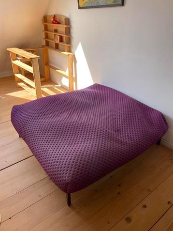 Hocker/zitzak Montis paars beschikbaar voor biedingen