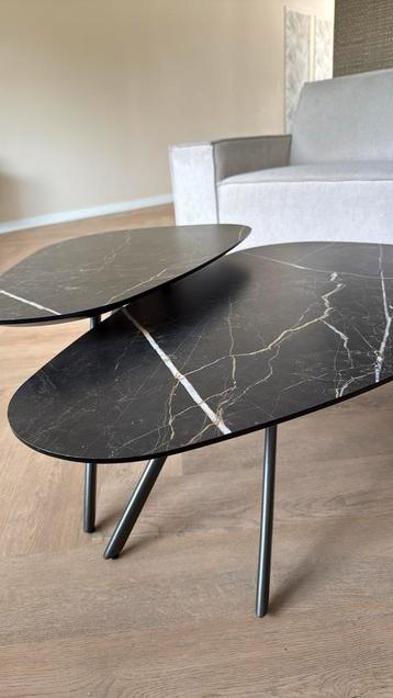 Salontafel marmerlook set beschikbaar voor biedingen
