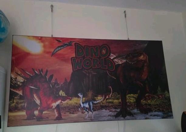 Tekoop: Dino hanglamp. LED. ( MOET NU WEG ), Ophalen, Gebruikt, 50 tot 75 cm, Dino lamp muur plafond