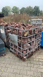Partij gebruikte dikformaten rood/geel ca. 45m2 €47,50 p/m2, Overige materialen, Gebruikt, Klinkers, Ophalen of Verzenden
