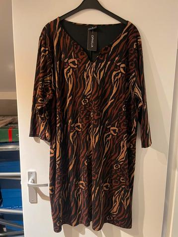 Nieuwe animal print jurk Yara van ophilia maat 52/54 beschikbaar voor biedingen