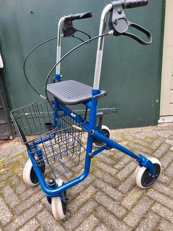 Rollator opvouwbaar blauw boodschappenmandje beschikbaar voor biedingen