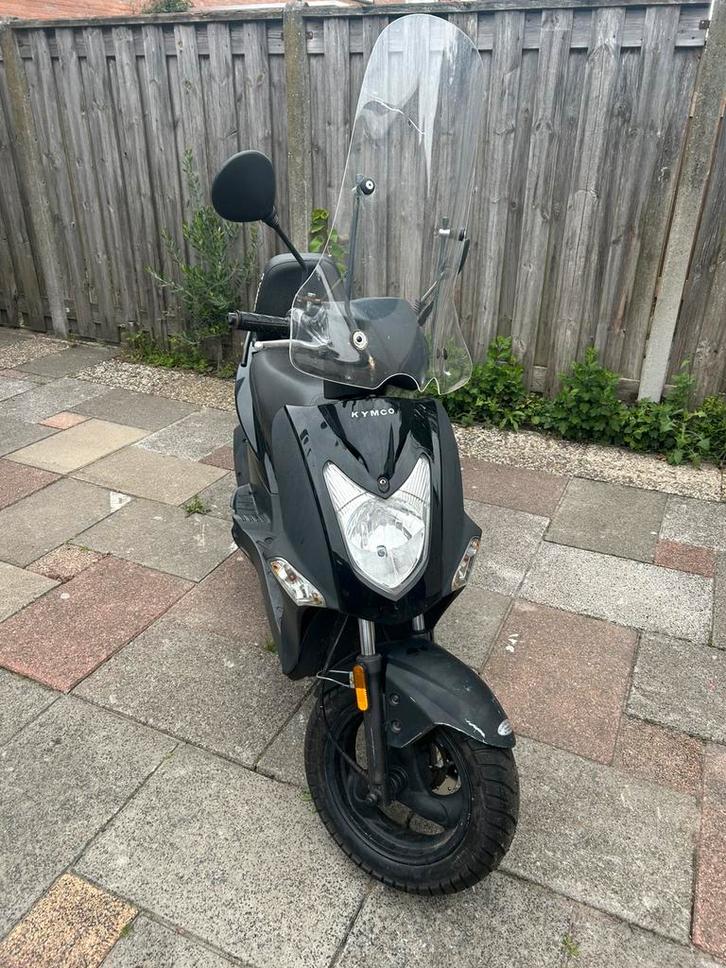 Kymco agility 50, Fietsen en Brommers, Scooters | Kymco, Zo goed als nieuw, Agility, Maximaal 25 km/u, Benzine, Ophalen
