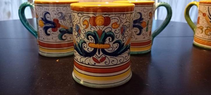 Deruta Aardewerk: Handbeschilderde Majolica, Huis en Inrichting, Keuken | Servies, Ophalen of Verzenden