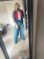 Vestje Tommy Hilfiger maat S maar valt als M, Maat 38/40 (M), Ophalen of Verzenden, Gedragen, Rood