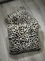 Panter kussens 2 stuks, Huis en Inrichting, Woonaccessoires | Kussens, Ophalen of Verzenden, Zo goed als nieuw, Bruin, Vierkant