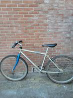 Mountainbike Giant grijs klein model, Ophalen, 26 inch, Giant, Zo goed als nieuw