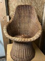 Rieten/rotan kuipstoeltje, Tuin en Terras, Ophalen, Gebruikt, Rotan