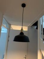 Zwart metalen hanglampt met goudkleurig detail, Ophalen of Verzenden, Zo goed als nieuw, Minder dan 50 cm