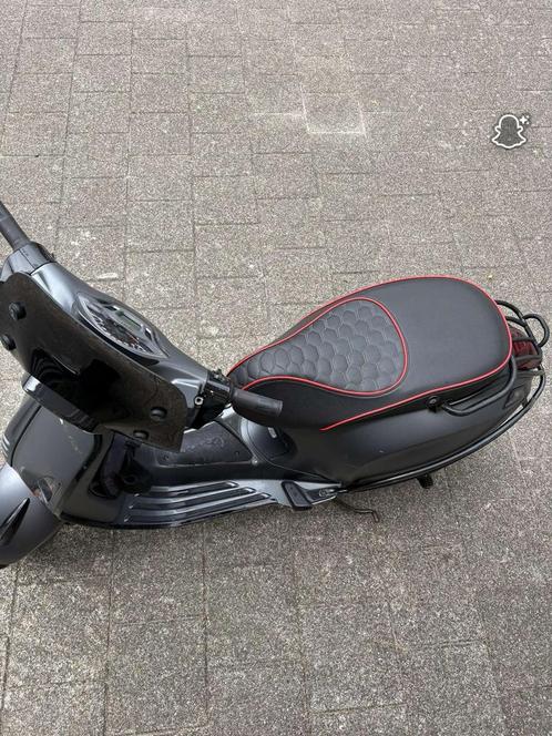 Vespa sprint 2015 zonder wok, Fietsen en Brommers, Scooters | Vespa, Benzine, Ophalen of Verzenden