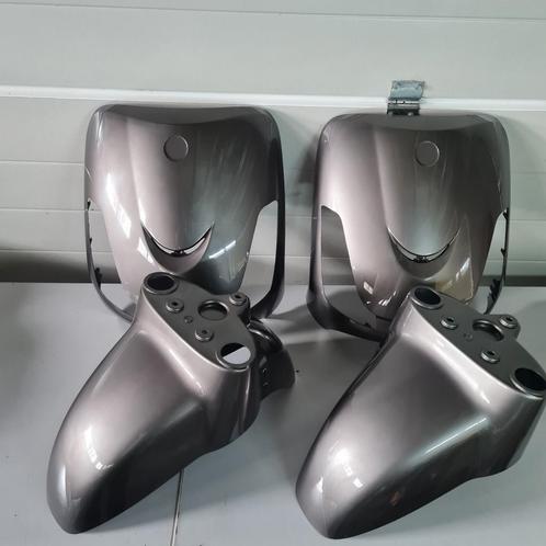 Sym fiddle 2 voorkap met spatbord NIEUW, Fietsen en Brommers, Brommeronderdelen | Scooters, Nieuw, SYM, Kap, Ophalen of Verzenden