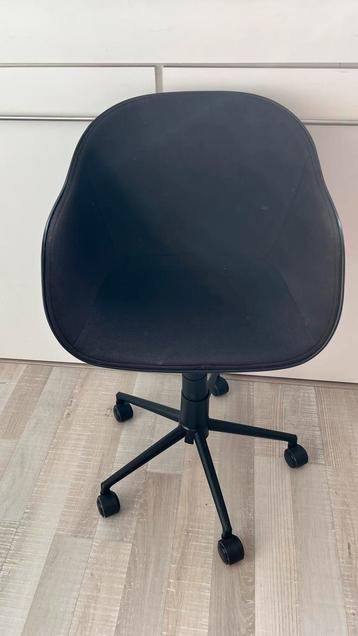Bureaustoel zwart beschikbaar voor biedingen