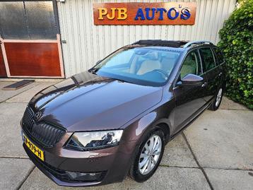 Schitterende Skoda Octavia 1.0 TSI Combi Panorama Leer DSG beschikbaar voor biedingen